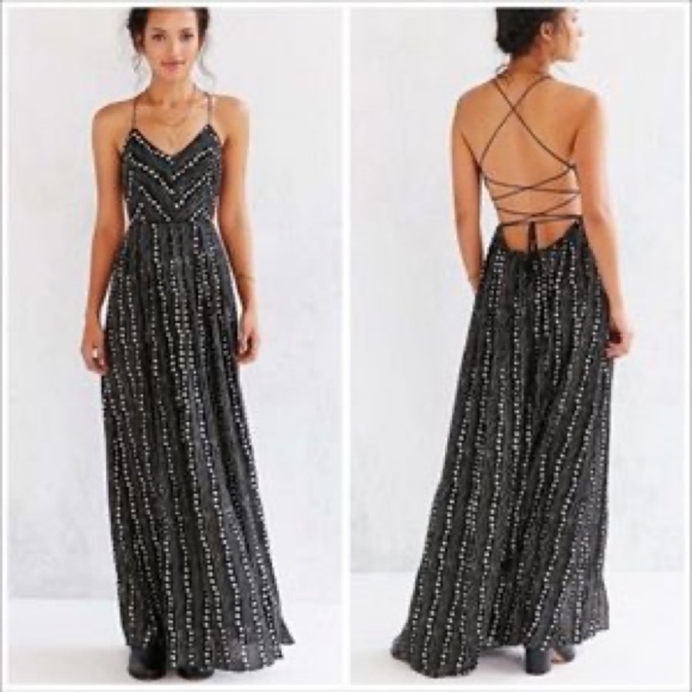 UO Ecote Safari Maxi Dress!